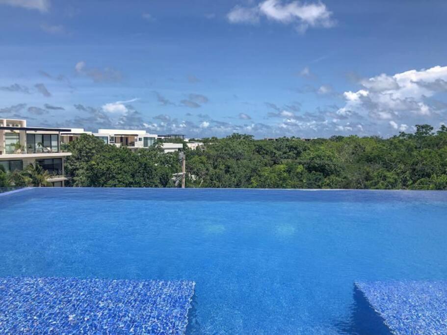 Suit Next To The Common Top Roof Exclusive Building Kingsize Bed 2 Super Pools, Gym, Grill Tulum Kültér fotó