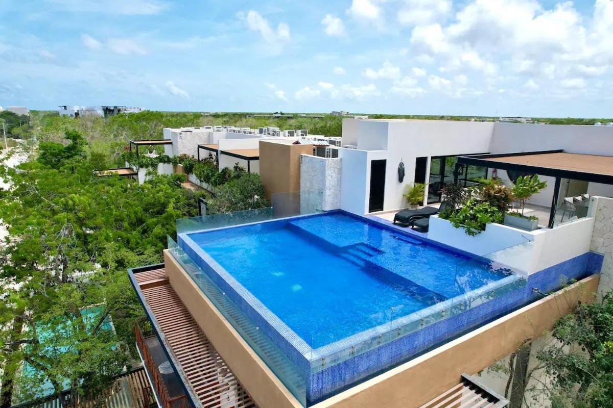 Suit Next To The Common Top Roof Exclusive Building Kingsize Bed 2 Super Pools, Gym, Grill Tulum Kültér fotó