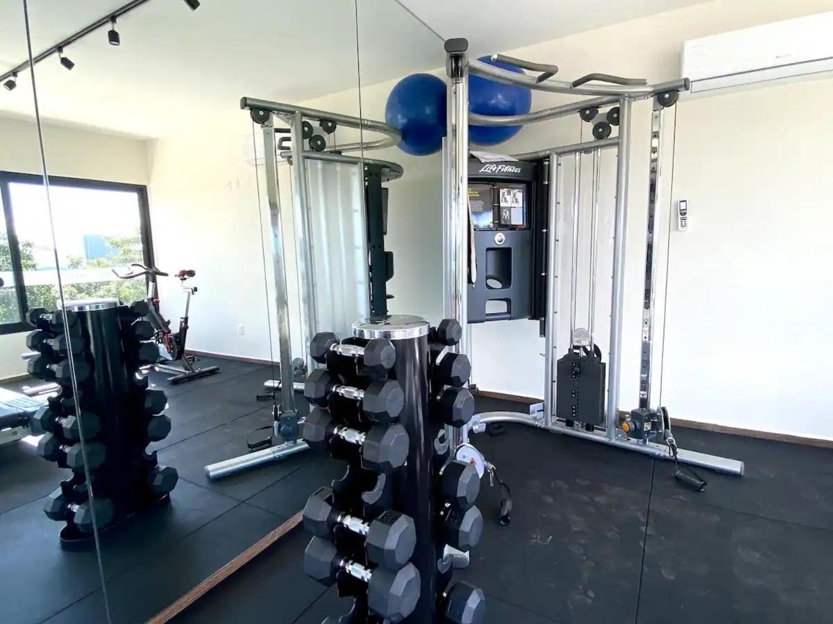 Suit Next To The Common Top Roof Exclusive Building Kingsize Bed 2 Super Pools, Gym, Grill Tulum Kültér fotó